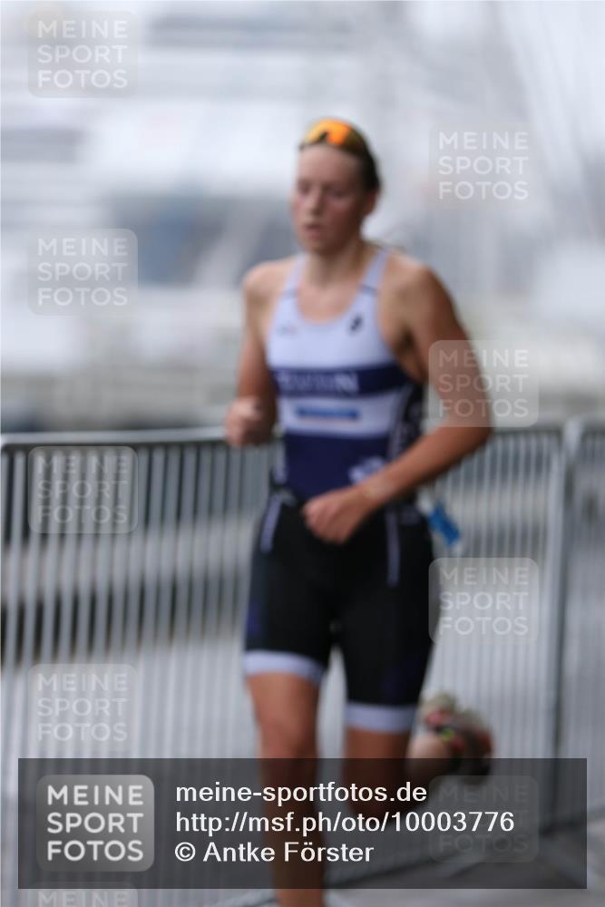 16.08.2026 - KN Förde Triathlon 2026 Antke Förster http://msf.ph/oto/10003776 16.08.2026 10:04:53 Laufen  meine-sportfotos.de