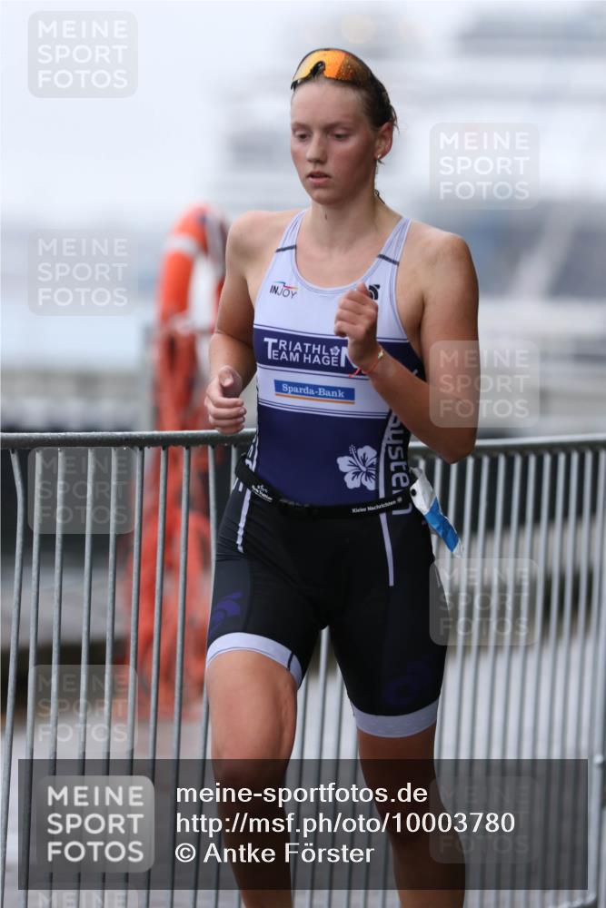 16.08.2026 - KN Förde Triathlon 2026 Antke Förster http://msf.ph/oto/10003780 16.08.2026 10:04:54 Laufen  meine-sportfotos.de