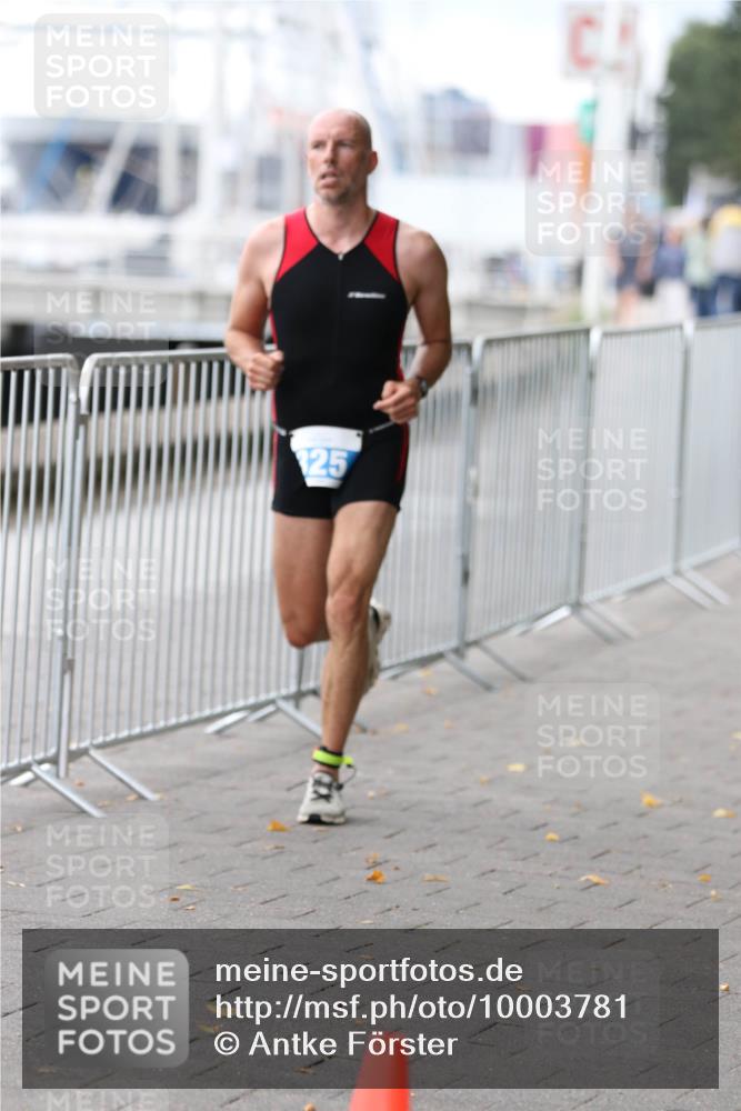 16.08.2026 - KN Förde Triathlon 2026 Antke Förster http://msf.ph/oto/10003781 16.08.2026 11:44:27 Laufen 125 meine-sportfotos.de