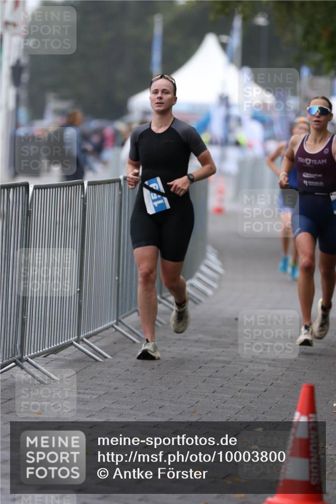16.08.2026 - KN Förde Triathlon 2026 Antke Förster http://msf.ph/oto/10003800 16.08.2026 10:05:10 Laufen  meine-sportfotos.de