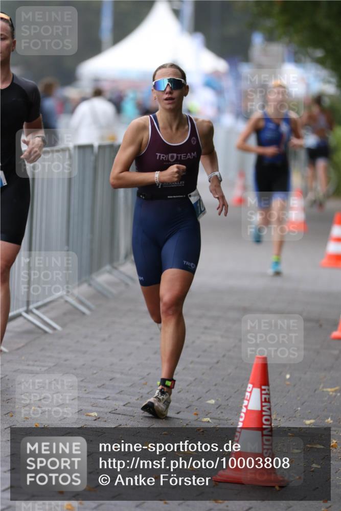 16.08.2026 - KN Förde Triathlon 2026 Antke Förster http://msf.ph/oto/10003808 16.08.2026 10:05:12 Laufen  meine-sportfotos.de