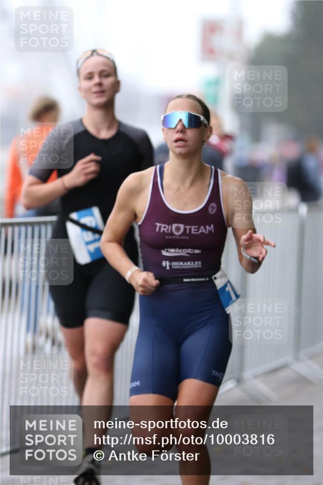 16.08.2026 - KN Förde Triathlon 2026 Antke Förster http://msf.ph/oto/10003816 16.08.2026 10:05:14 Laufen  meine-sportfotos.de