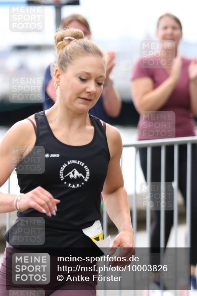 16.08.2026 - KN Förde Triathlon 2026 Antke Förster http://msf.ph/oto/10003826 16.08.2026 13:29:01 Laufen  meine-sportfotos.de