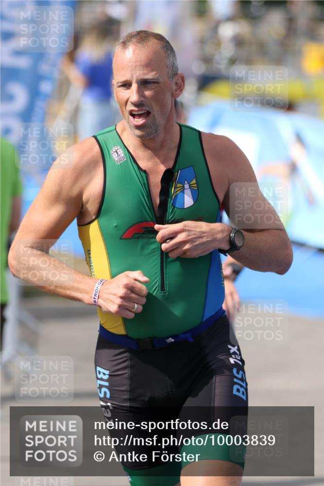 16.08.2026 - KN Förde Triathlon 2026 Antke Förster http://msf.ph/oto/10003839 16.08.2026 15:06:11 Laufen 10 meine-sportfotos.de