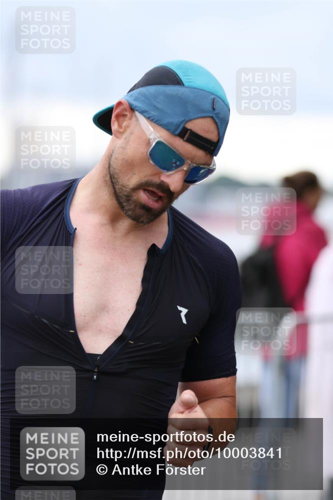 16.08.2026 - KN Förde Triathlon 2026 Antke Förster http://msf.ph/oto/10003841 16.08.2026 11:45:09 Laufen  meine-sportfotos.de