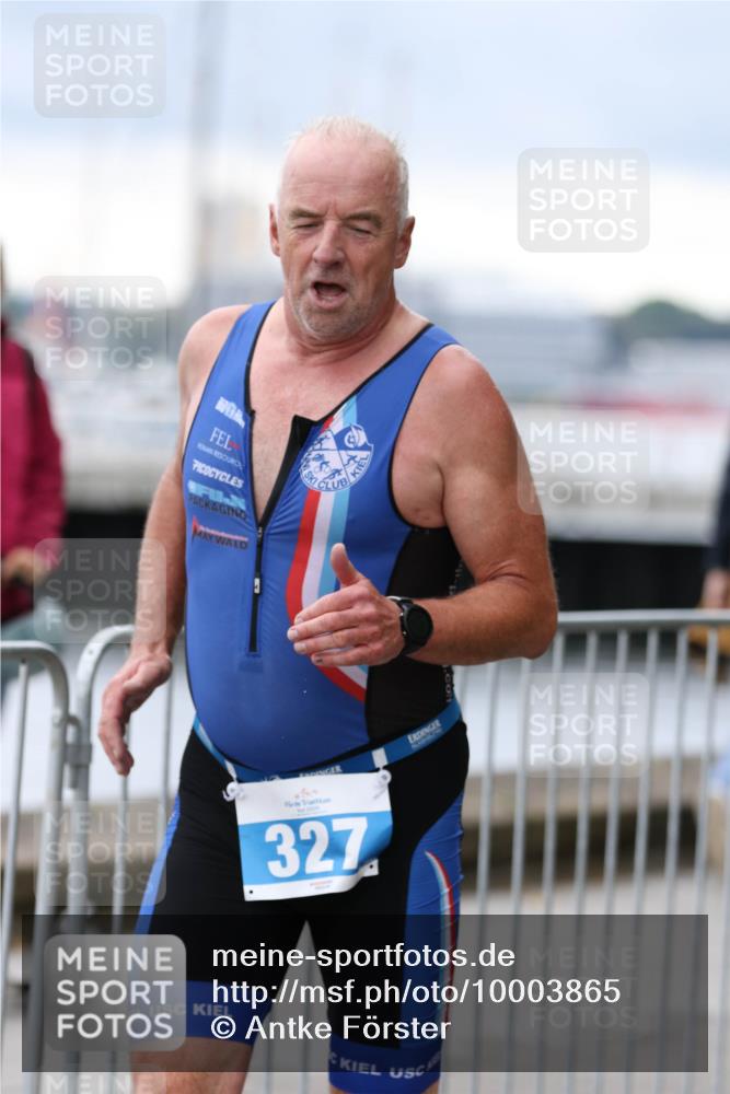 16.08.2026 - KN Förde Triathlon 2026 Antke Förster http://msf.ph/oto/10003865 16.08.2026 11:45:43 Laufen 327 meine-sportfotos.de