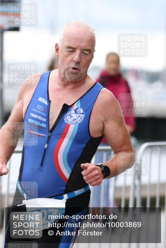 16.08.2026 - KN Förde Triathlon 2026 Antke Förster http://msf.ph/oto/10003869 16.08.2026 11:45:44 Laufen 327 meine-sportfotos.de