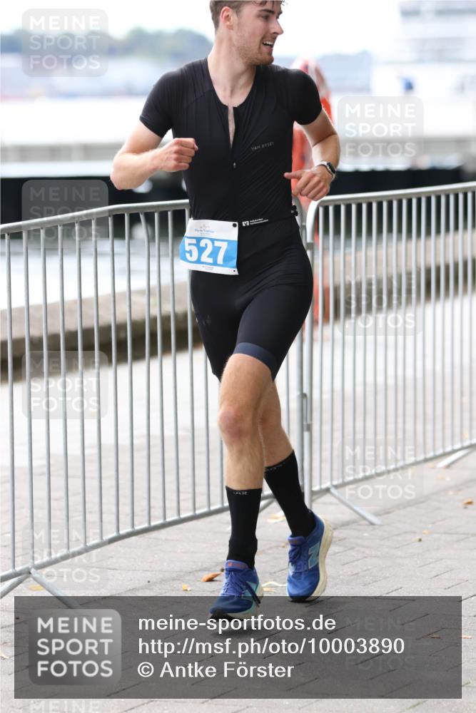 16.08.2026 - KN Förde Triathlon 2026 Antke Förster http://msf.ph/oto/10003890 16.08.2026 13:29:31 Laufen 527 meine-sportfotos.de