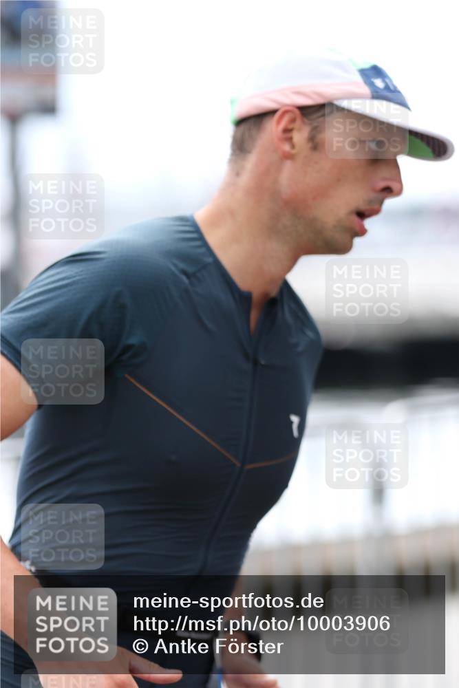 16.08.2026 - KN Förde Triathlon 2026 Antke Förster http://msf.ph/oto/10003906 16.08.2026 13:29:34 Laufen  meine-sportfotos.de