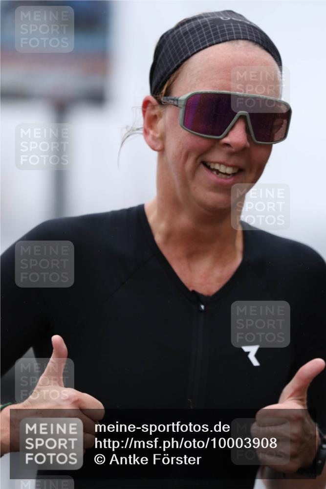 16.08.2026 - KN Förde Triathlon 2026 Antke Förster http://msf.ph/oto/10003908 16.08.2026 10:06:03 Laufen  meine-sportfotos.de