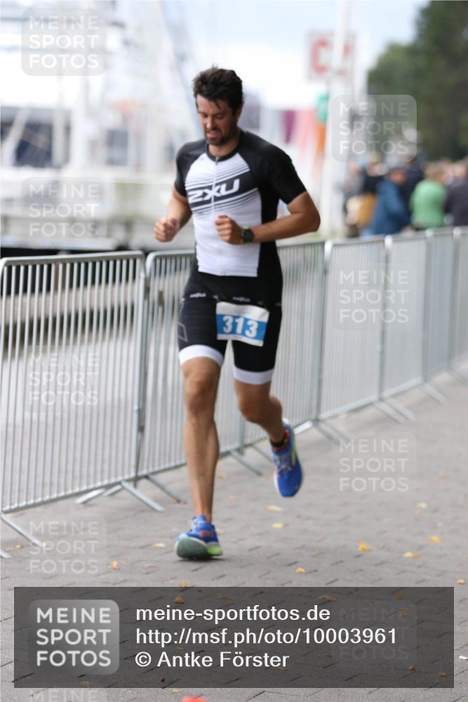 16.08.2026 - KN Förde Triathlon 2026 Antke Förster http://msf.ph/oto/10003961 16.08.2026 11:46:20 Laufen 313 meine-sportfotos.de