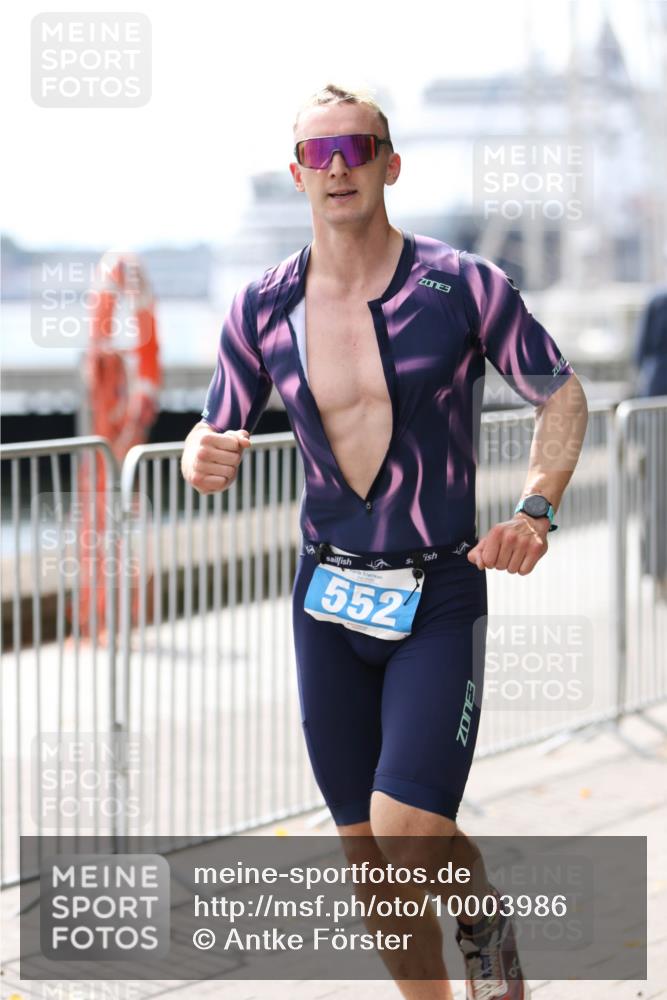 16.08.2026 - KN Förde Triathlon 2026 Antke Förster http://msf.ph/oto/10003986 16.08.2026 13:30:48 Laufen 552, 3, 3 meine-sportfotos.de
