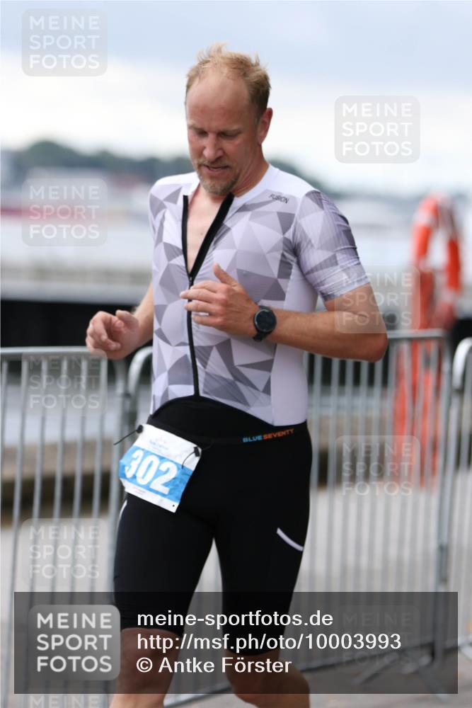 16.08.2026 - KN Förde Triathlon 2026 Antke Förster http://msf.ph/oto/10003993 16.08.2026 11:46:30 Laufen 302 meine-sportfotos.de