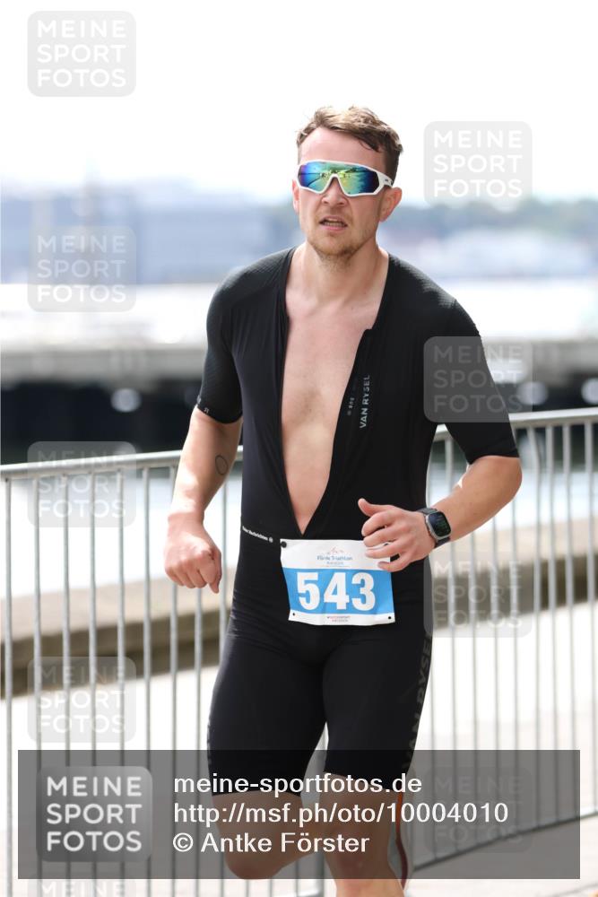 16.08.2026 - KN Förde Triathlon 2026 Antke Förster http://msf.ph/oto/10004010 16.08.2026 13:30:57 Laufen 86, 2026, 543 meine-sportfotos.de