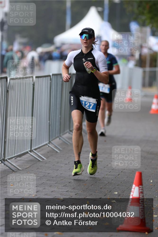 16.08.2026 - KN Förde Triathlon 2026 Antke Förster http://msf.ph/oto/10004032 16.08.2026 10:07:24 Laufen 4702, 127 meine-sportfotos.de