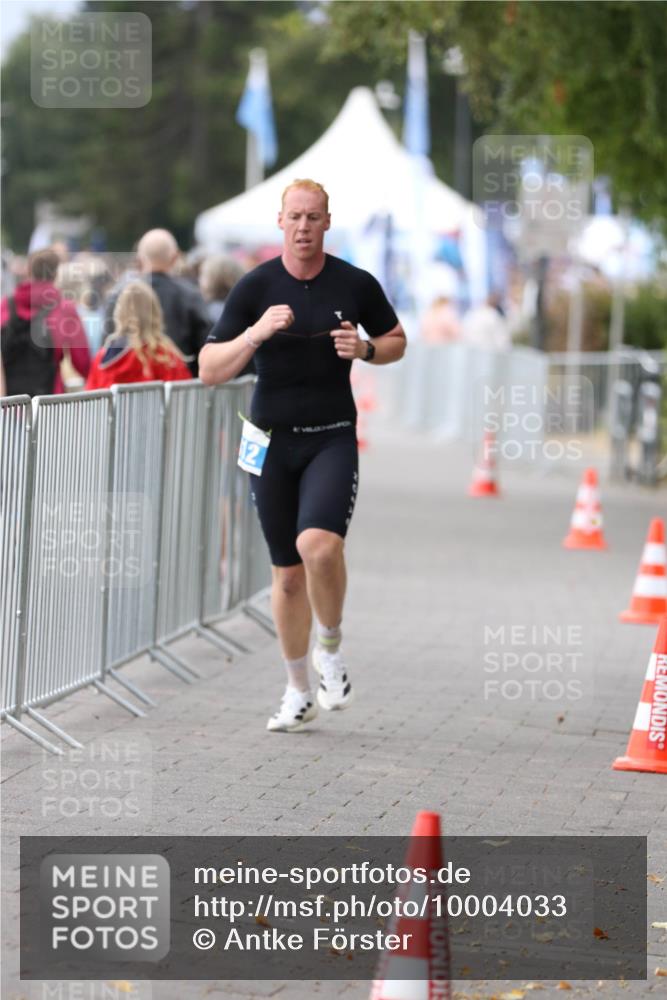 16.08.2026 - KN Förde Triathlon 2026 Antke Förster http://msf.ph/oto/10004033 16.08.2026 11:47:35 Laufen 12 meine-sportfotos.de
