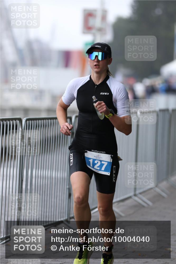 16.08.2026 - KN Förde Triathlon 2026 Antke Förster http://msf.ph/oto/10004040 16.08.2026 10:07:26 Laufen 3, 3, 127, 3 meine-sportfotos.de