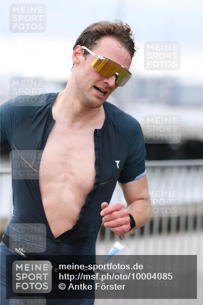 16.08.2026 - KN Förde Triathlon 2026 Antke Förster http://msf.ph/oto/10004085 16.08.2026 11:48:00 Laufen 7 meine-sportfotos.de