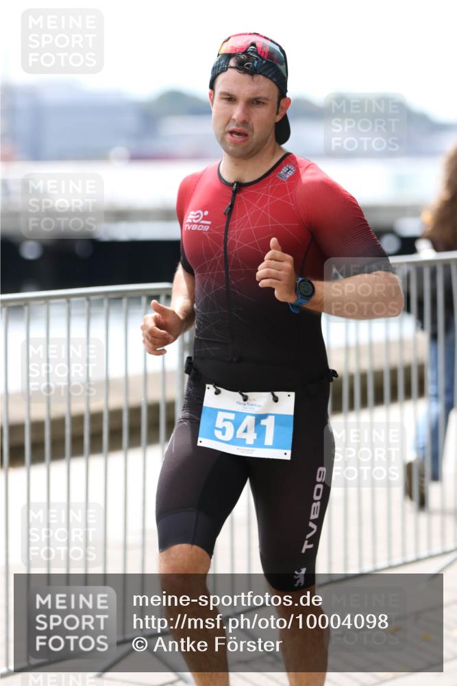16.08.2026 - KN Förde Triathlon 2026 Antke Förster http://msf.ph/oto/10004098 16.08.2026 13:31:40 Laufen 541, 09, 9 meine-sportfotos.de