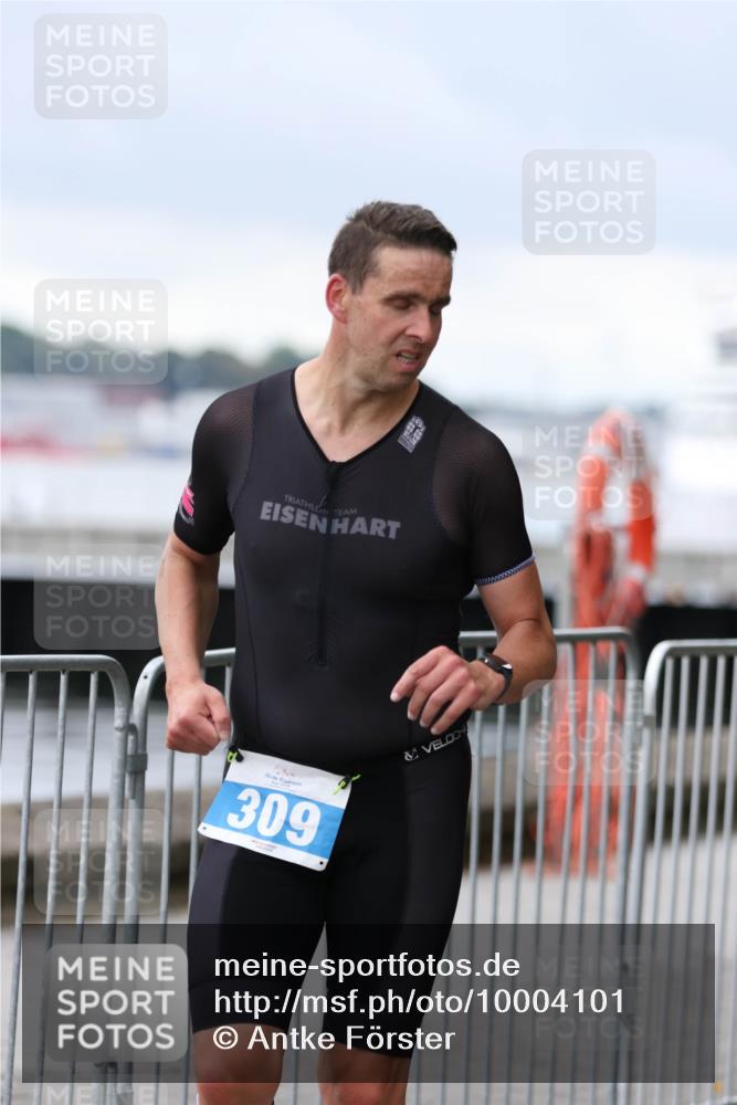 16.08.2026 - KN Förde Triathlon 2026 Antke Förster http://msf.ph/oto/10004101 16.08.2026 11:48:05 Laufen 309 meine-sportfotos.de