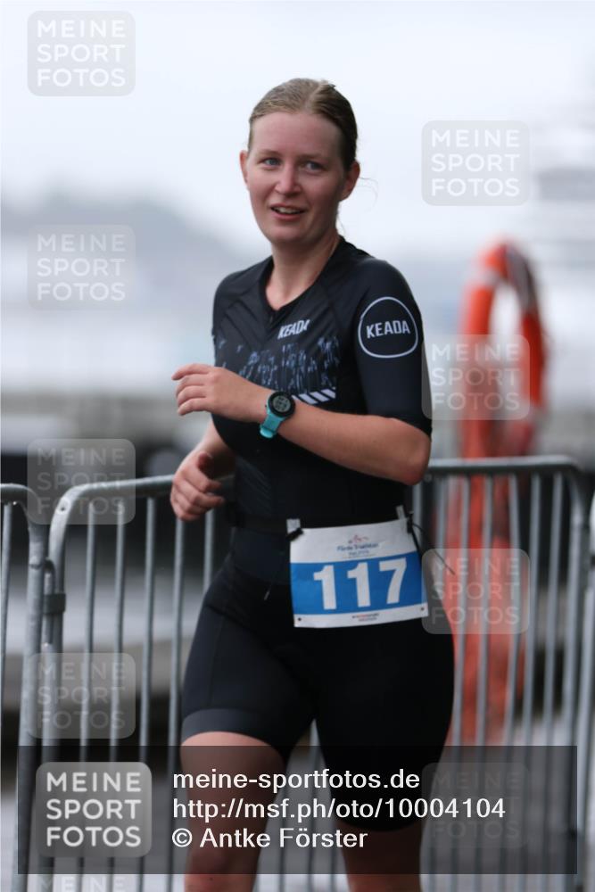 16.08.2026 - KN Förde Triathlon 2026 Antke Förster http://msf.ph/oto/10004104 16.08.2026 10:07:51 Laufen 117 meine-sportfotos.de