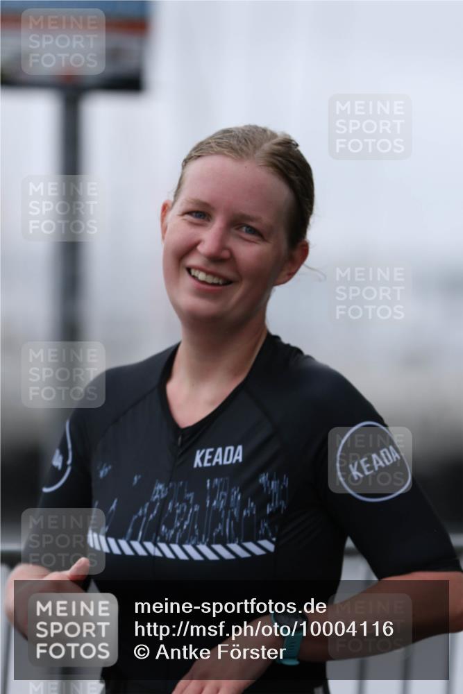 16.08.2026 - KN Förde Triathlon 2026 Antke Förster http://msf.ph/oto/10004116 16.08.2026 10:07:52 Laufen  meine-sportfotos.de