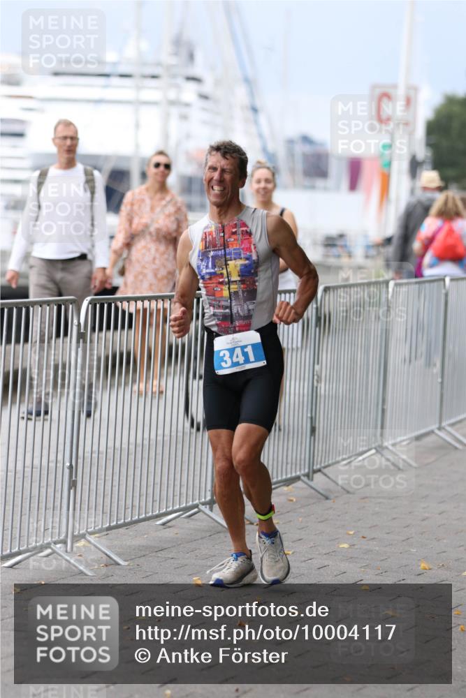 16.08.2026 - KN Förde Triathlon 2026 Antke Förster http://msf.ph/oto/10004117 16.08.2026 11:48:11 Laufen 341 meine-sportfotos.de