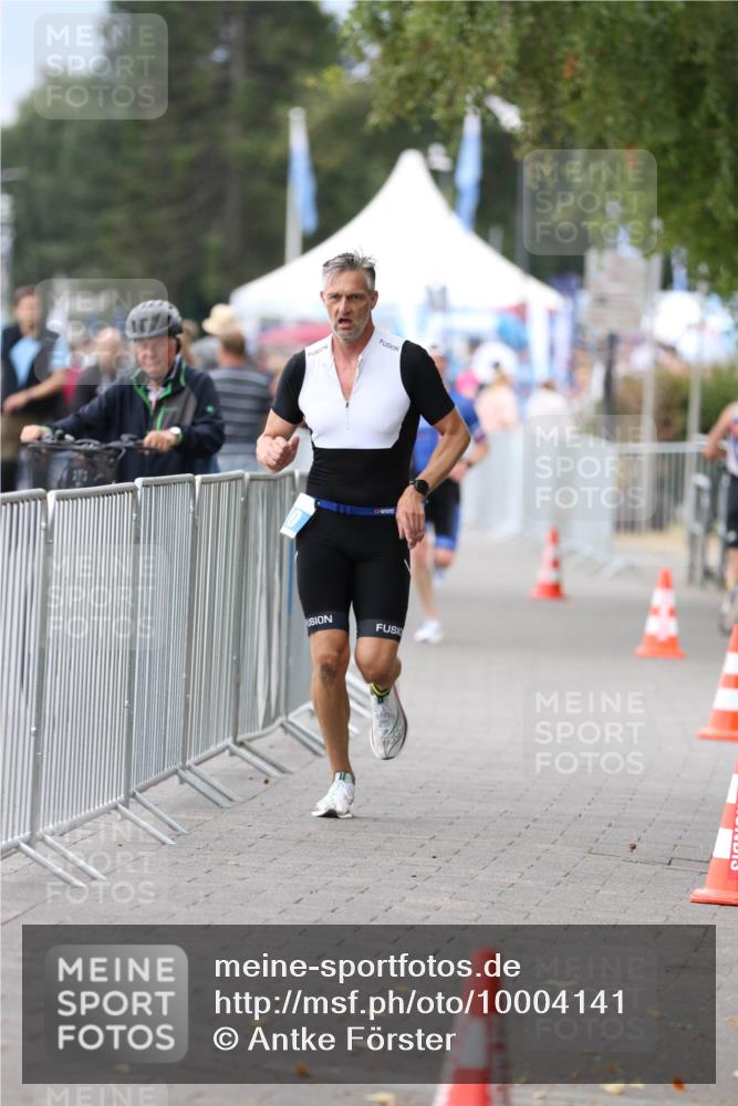16.08.2026 - KN Förde Triathlon 2026 Antke Förster http://msf.ph/oto/10004141 16.08.2026 11:48:32 Laufen  meine-sportfotos.de