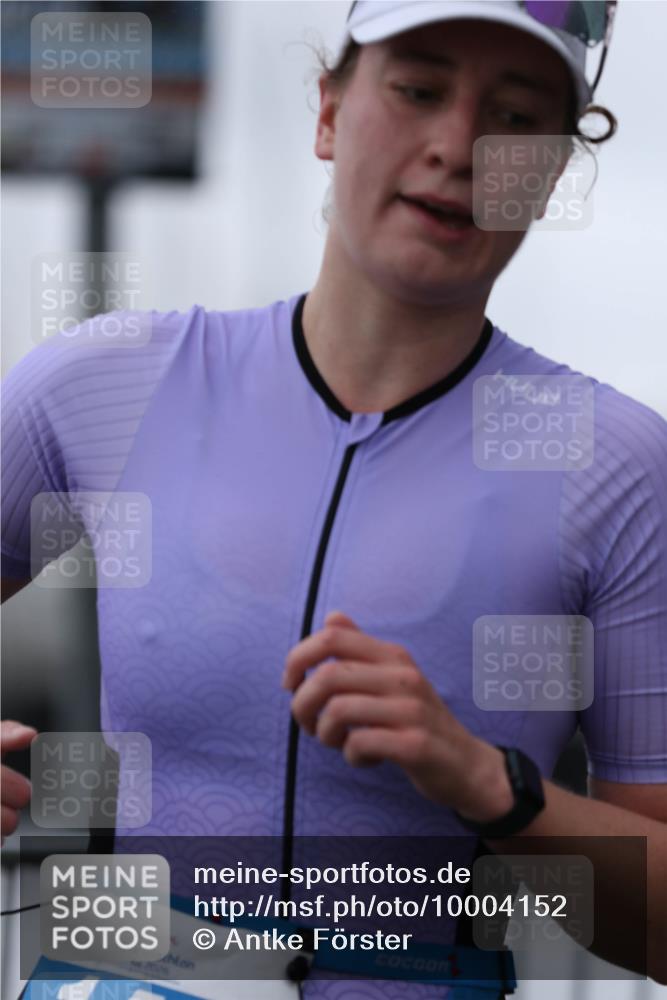 16.08.2026 - KN Förde Triathlon 2026 Antke Förster http://msf.ph/oto/10004152 16.08.2026 10:08:39 Laufen 2005 meine-sportfotos.de