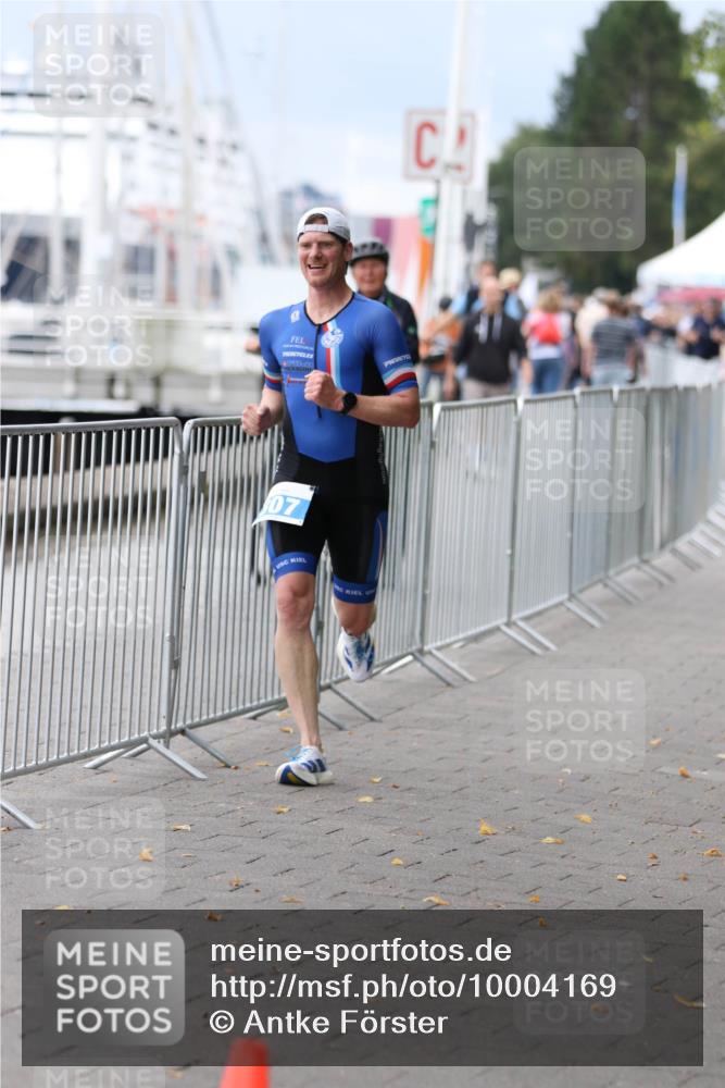 16.08.2026 - KN Förde Triathlon 2026 Antke Förster http://msf.ph/oto/10004169 16.08.2026 11:48:40 Laufen 0, 07 meine-sportfotos.de