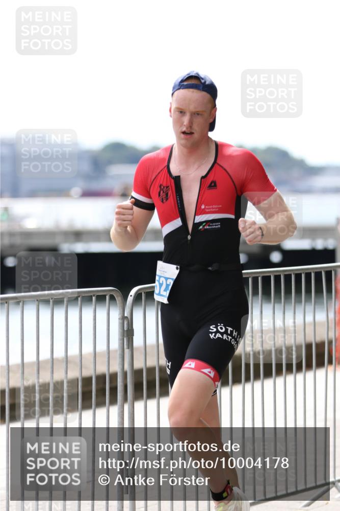 16.08.2026 - KN Förde Triathlon 2026 Antke Förster http://msf.ph/oto/10004178 16.08.2026 13:32:31 Laufen 27 meine-sportfotos.de