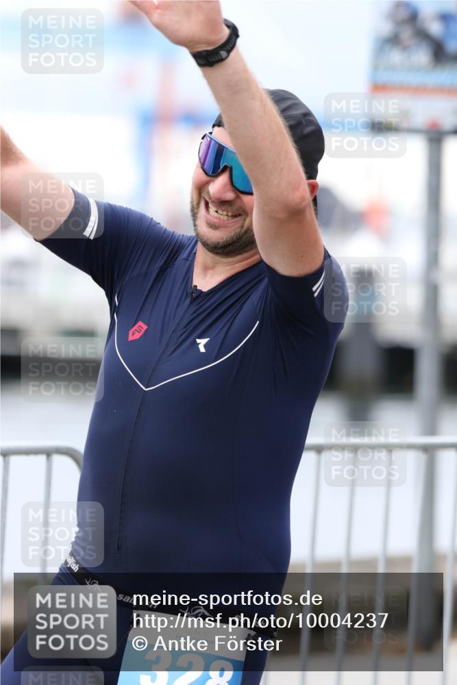 16.08.2026 - KN Förde Triathlon 2026 Antke Förster http://msf.ph/oto/10004237 16.08.2026 11:49:00 Laufen 2026, 328 meine-sportfotos.de