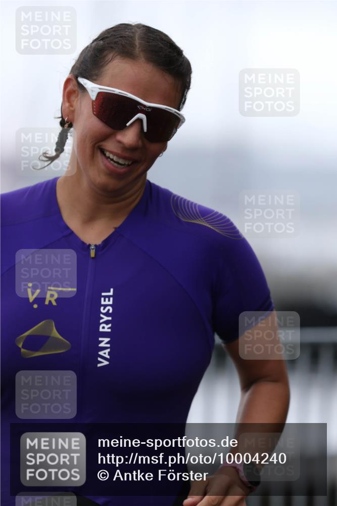 16.08.2026 - KN Förde Triathlon 2026 Antke Förster http://msf.ph/oto/10004240 16.08.2026 10:09:12 Laufen  meine-sportfotos.de