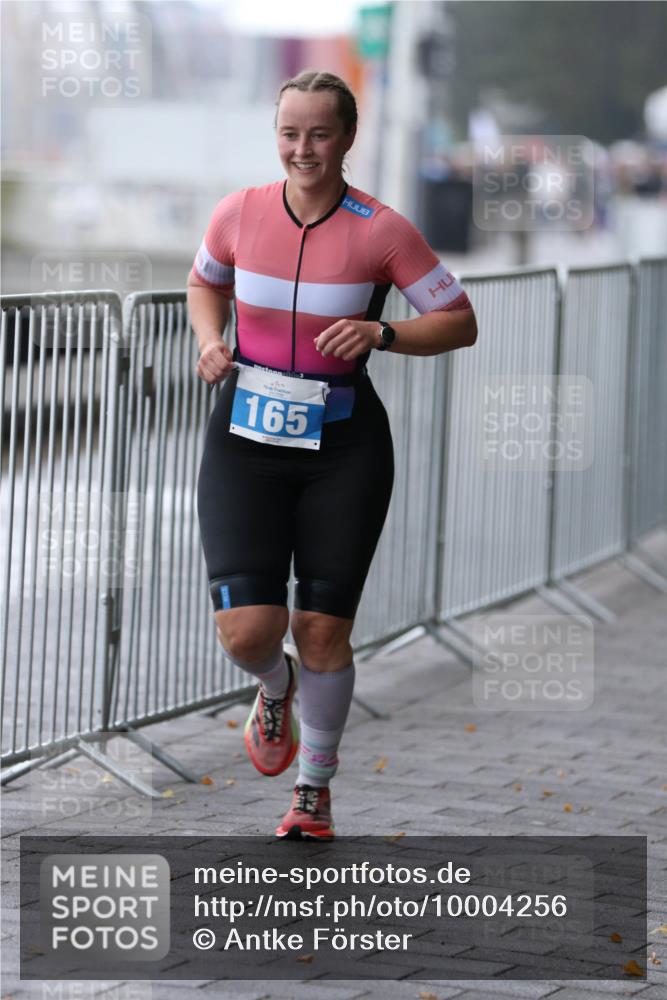 16.08.2026 - KN Förde Triathlon 2026 Antke Förster http://msf.ph/oto/10004256 16.08.2026 10:09:28 Laufen 165 meine-sportfotos.de