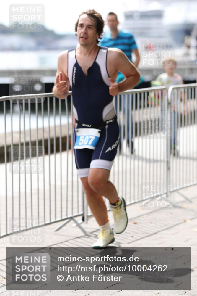 16.08.2026 - KN Förde Triathlon 2026 Antke Förster http://msf.ph/oto/10004262 16.08.2026 13:32:59 Laufen 507 meine-sportfotos.de