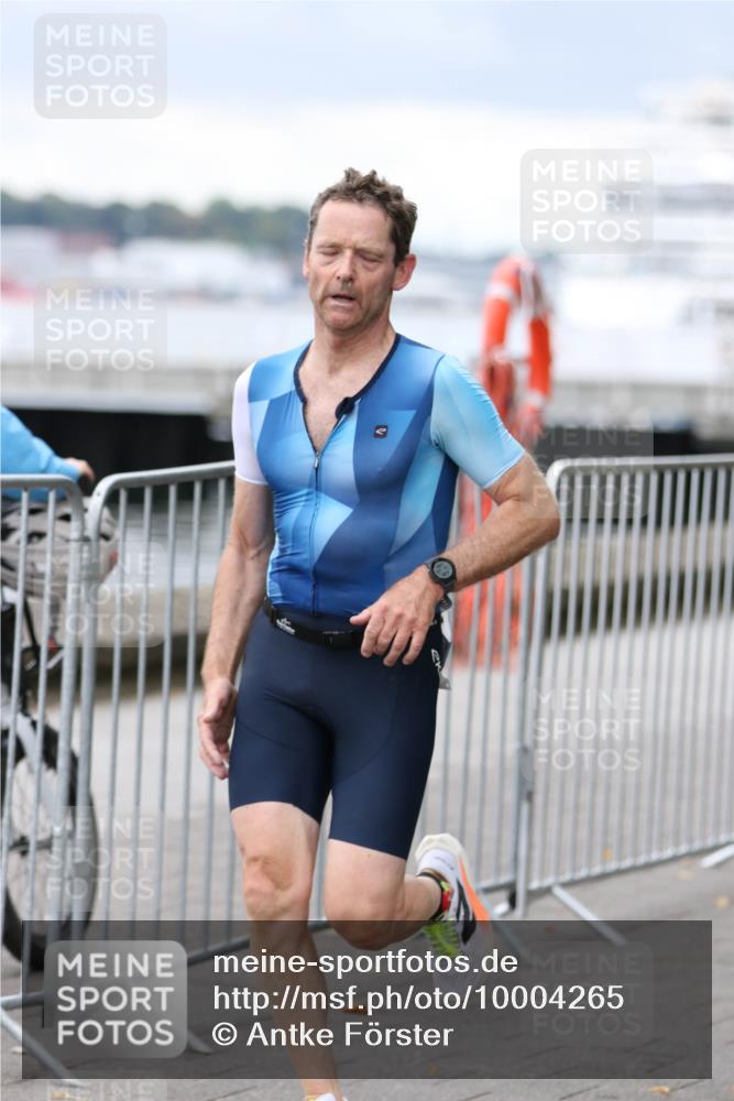 16.08.2026 - KN Förde Triathlon 2026 Antke Förster http://msf.ph/oto/10004265 16.08.2026 11:49:10 Laufen  meine-sportfotos.de