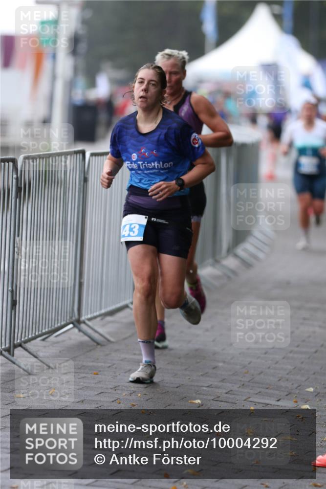 16.08.2026 - KN Förde Triathlon 2026 Antke Förster http://msf.ph/oto/10004292 16.08.2026 10:09:50 Laufen 43 meine-sportfotos.de