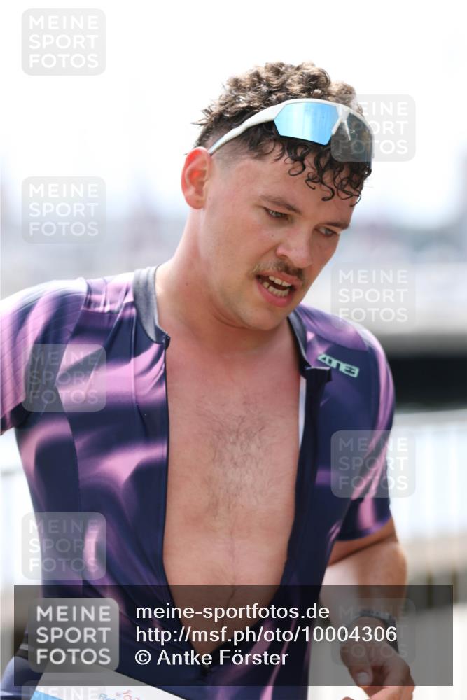 16.08.2026 - KN Förde Triathlon 2026 Antke Förster http://msf.ph/oto/10004306 16.08.2026 13:33:14 Laufen 3 meine-sportfotos.de