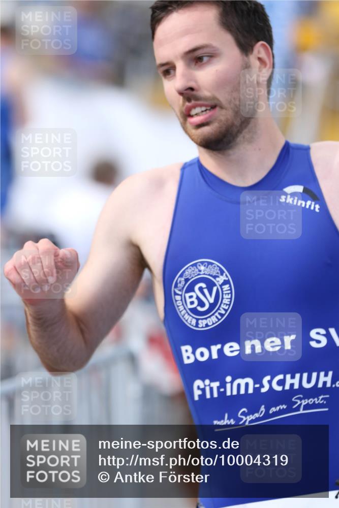 16.08.2026 - KN Förde Triathlon 2026 Antke Förster http://msf.ph/oto/10004319 16.08.2026 15:25:59 Laufen  meine-sportfotos.de