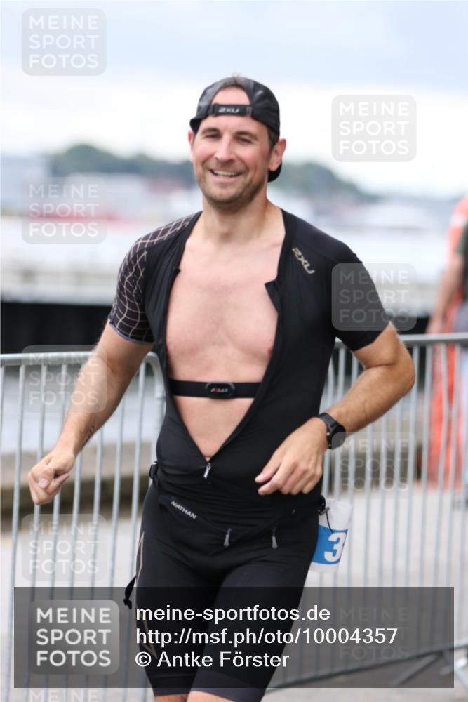16.08.2026 - KN Förde Triathlon 2026 Antke Förster http://msf.ph/oto/10004357 16.08.2026 11:49:43 Laufen 2 meine-sportfotos.de