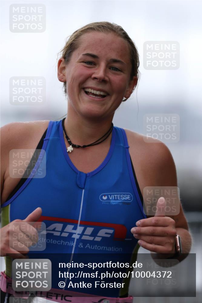 16.08.2026 - KN Förde Triathlon 2026 Antke Förster http://msf.ph/oto/10004372 16.08.2026 10:10:07 Laufen  meine-sportfotos.de