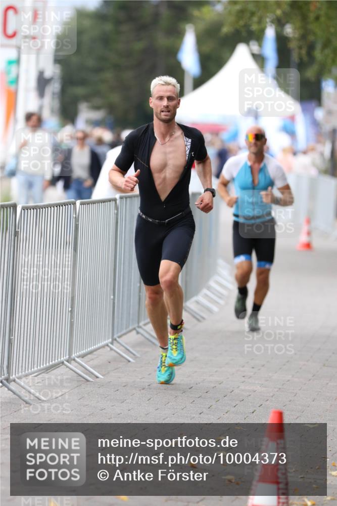 16.08.2026 - KN Förde Triathlon 2026 Antke Förster http://msf.ph/oto/10004373 16.08.2026 11:49:54 Laufen 70 meine-sportfotos.de