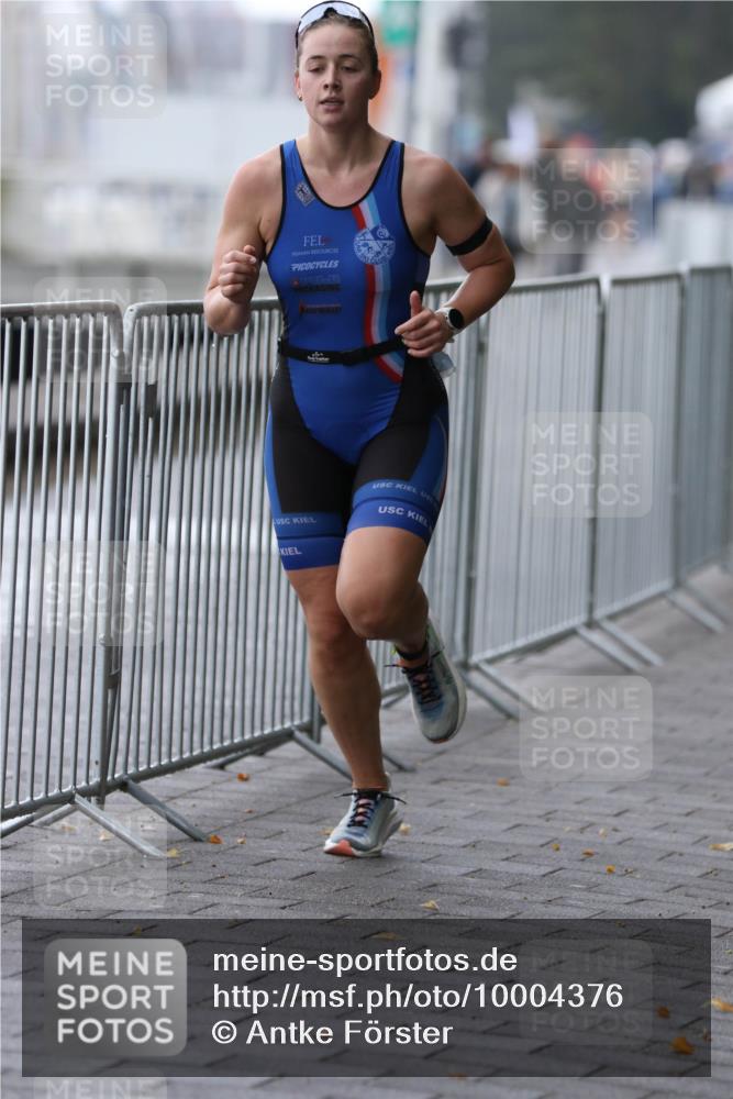 16.08.2026 - KN Förde Triathlon 2026 Antke Förster http://msf.ph/oto/10004376 16.08.2026 10:10:11 Laufen  meine-sportfotos.de