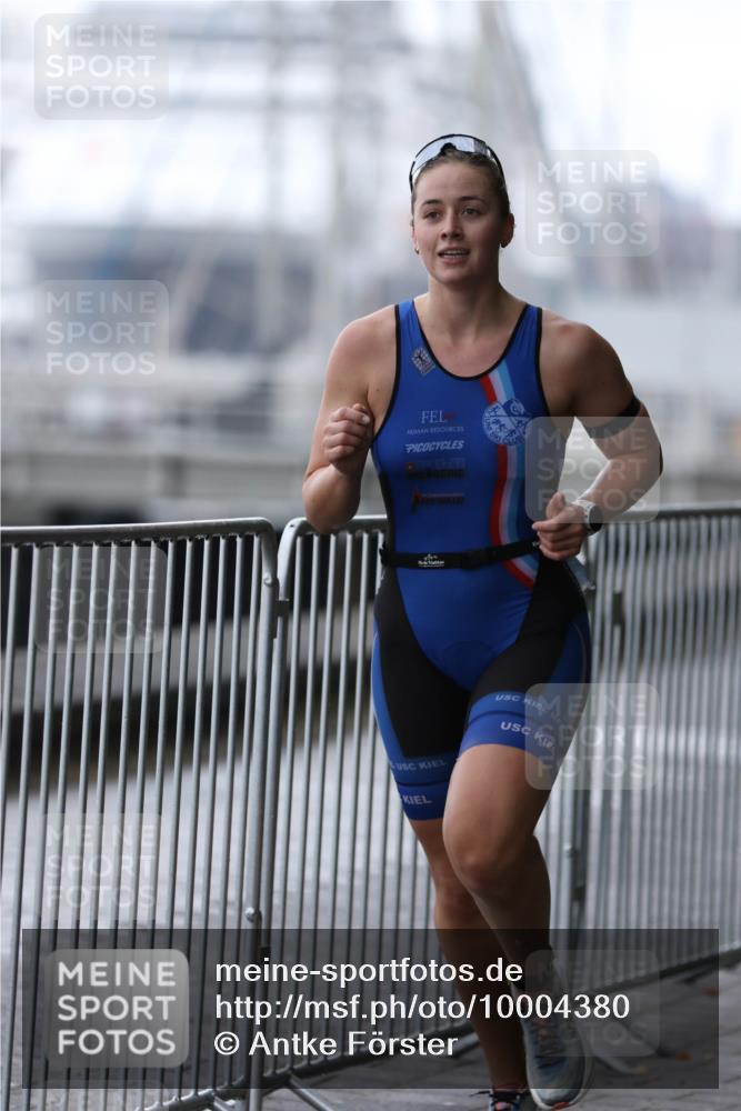 16.08.2026 - KN Förde Triathlon 2026 Antke Förster http://msf.ph/oto/10004380 16.08.2026 10:10:12 Laufen  meine-sportfotos.de