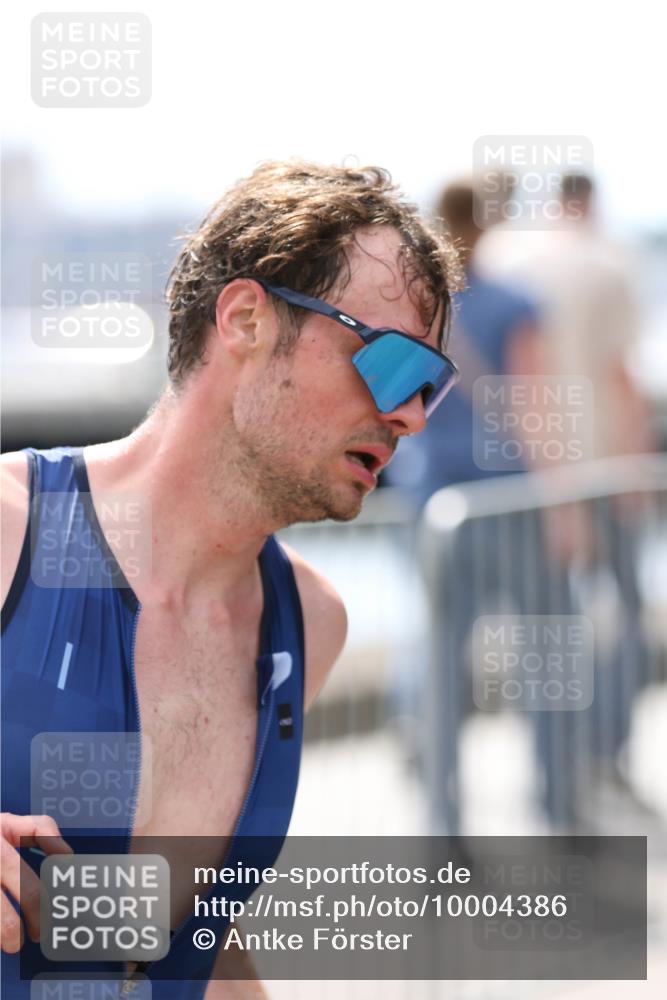 16.08.2026 - KN Förde Triathlon 2026 Antke Förster http://msf.ph/oto/10004386 16.08.2026 13:33:47 Laufen  meine-sportfotos.de