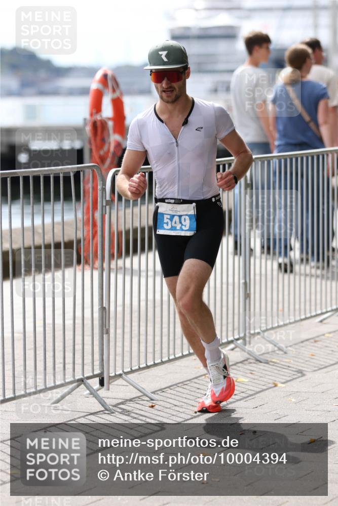 16.08.2026 - KN Förde Triathlon 2026 Antke Förster http://msf.ph/oto/10004394 16.08.2026 13:33:53 Laufen 549 meine-sportfotos.de