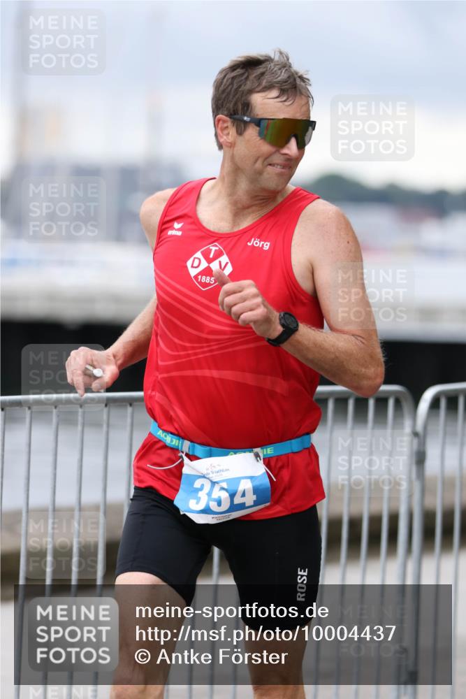 16.08.2026 - KN Förde Triathlon 2026 Antke Förster http://msf.ph/oto/10004437 16.08.2026 11:50:16 Laufen 354 meine-sportfotos.de
