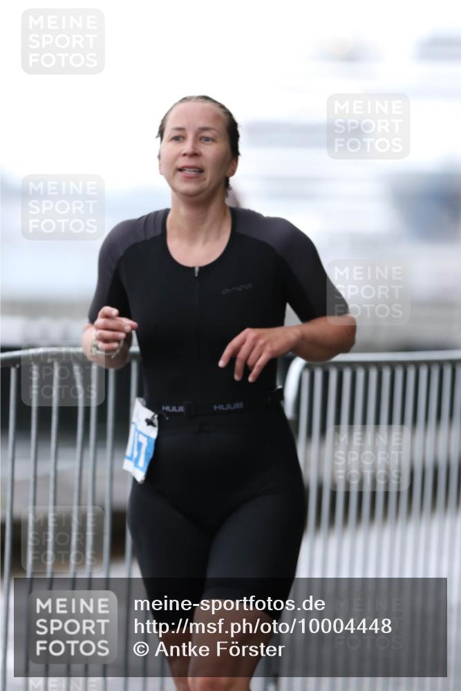 16.08.2026 - KN Förde Triathlon 2026 Antke Förster http://msf.ph/oto/10004448 16.08.2026 10:10:37 Laufen  meine-sportfotos.de