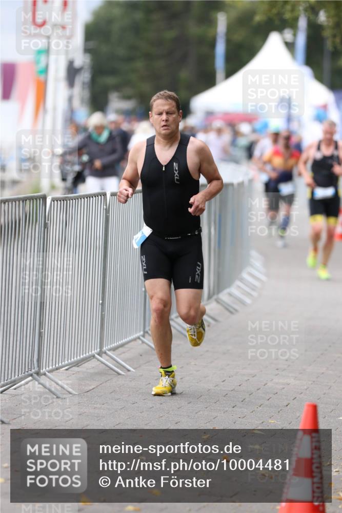 16.08.2026 - KN Förde Triathlon 2026 Antke Förster http://msf.ph/oto/10004481 16.08.2026 11:50:32 Laufen  meine-sportfotos.de