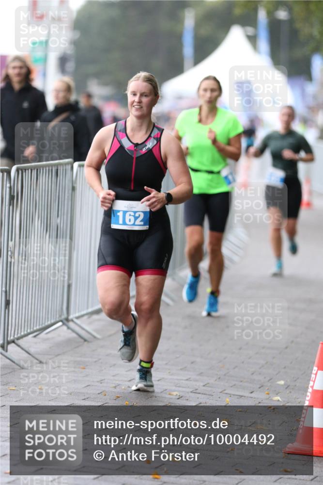 16.08.2026 - KN Förde Triathlon 2026 Antke Förster http://msf.ph/oto/10004492 16.08.2026 10:11:01 Laufen 162 meine-sportfotos.de